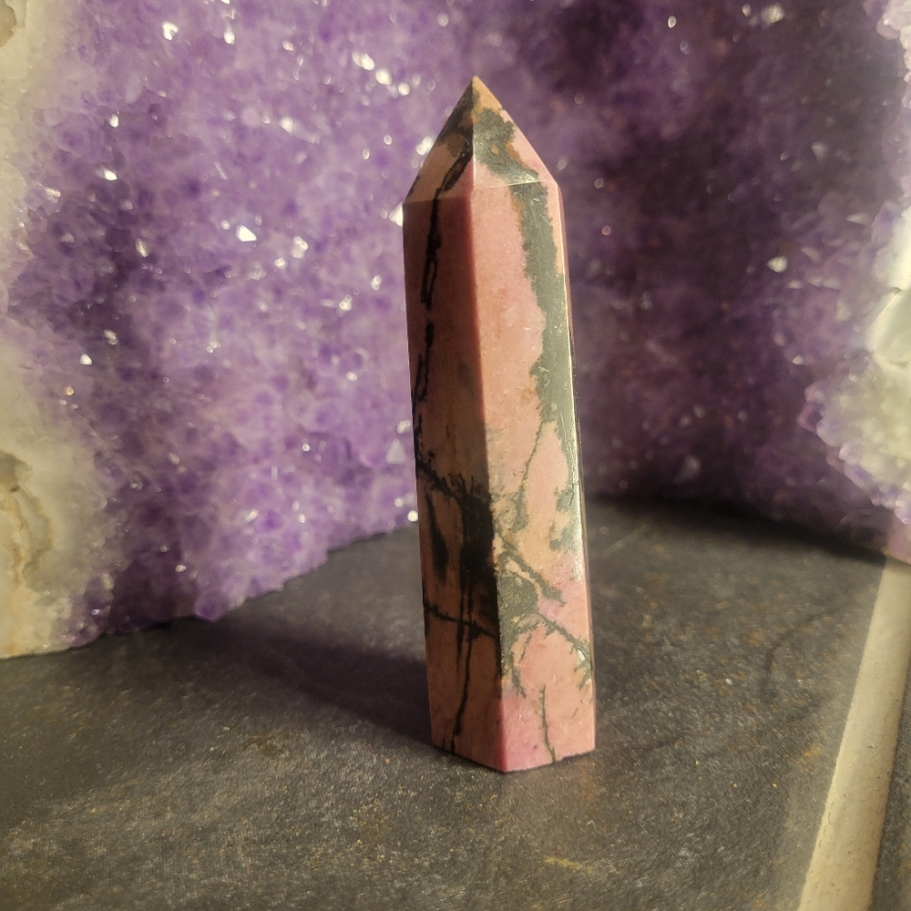 Rhodonite crystal tower - Picture 7 of 7
